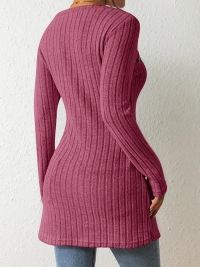 Bianca Chiesa™ | Asymmetrisk Knäppt Ribbad Topp