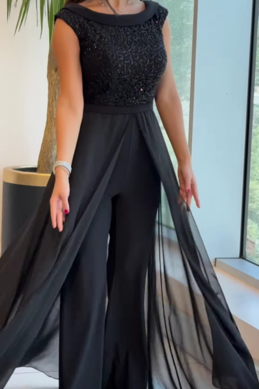 Tindra – Ärmlös Jumpsuit i Lyxig Komfort
