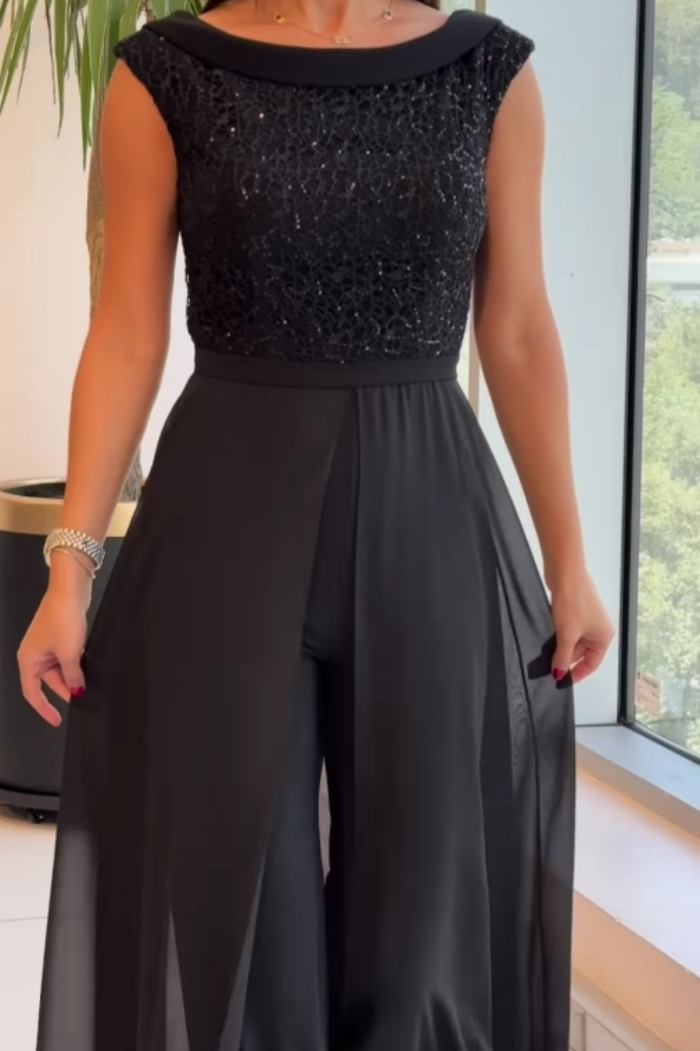 Tindra – Ärmlös Jumpsuit i Lyxig Komfort