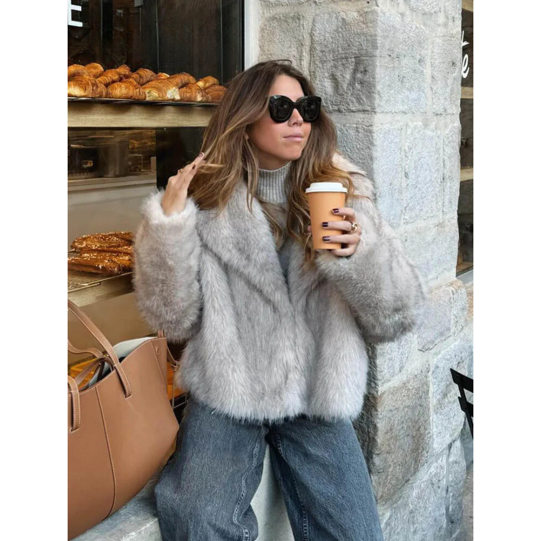 Hedda™ | Plush Crop Coat