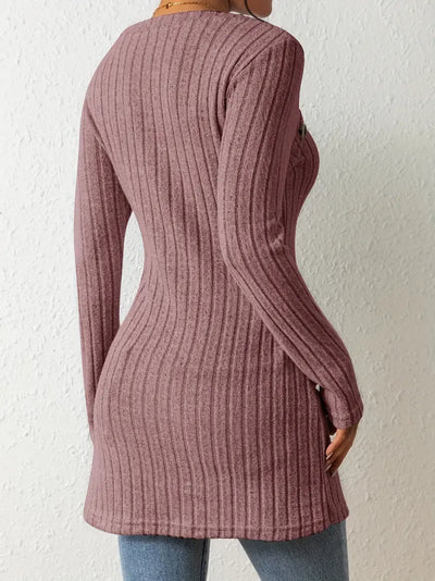 Bianca Chiesa™ | Asymmetrisk Knäppt Ribbad Topp