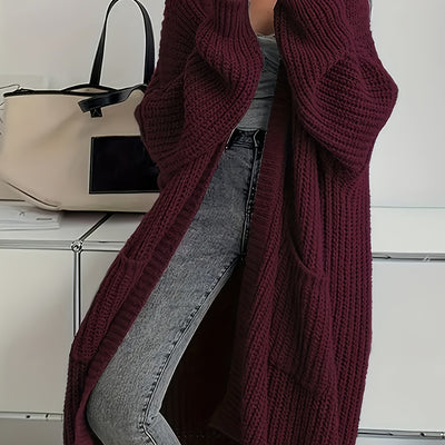 Jara™ – Lång Elegant Kappa med V-ringning