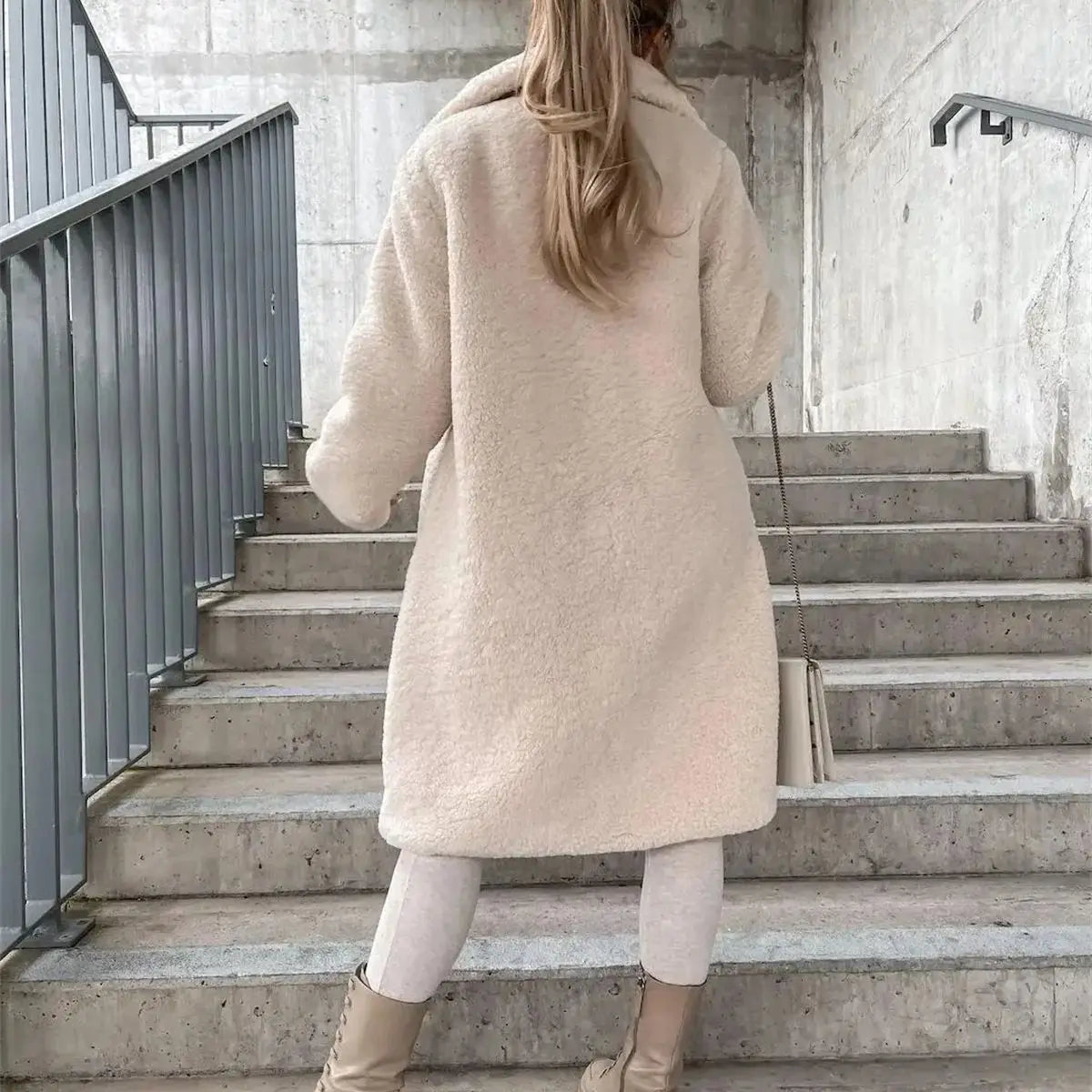 Clarette™ | Elegante Långkappa med Tidlös Stil