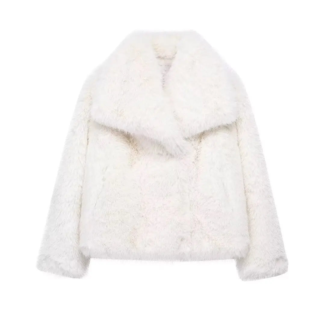 Hedda™ | Plush Crop Coat