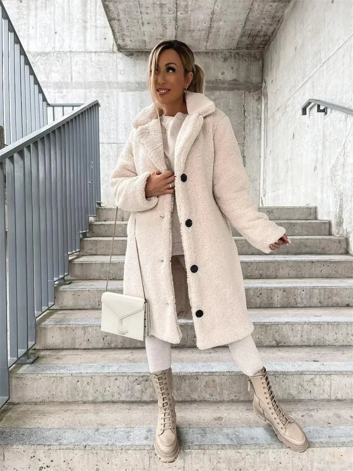 Clarette™ | Elegante Långkappa med Tidlös Stil