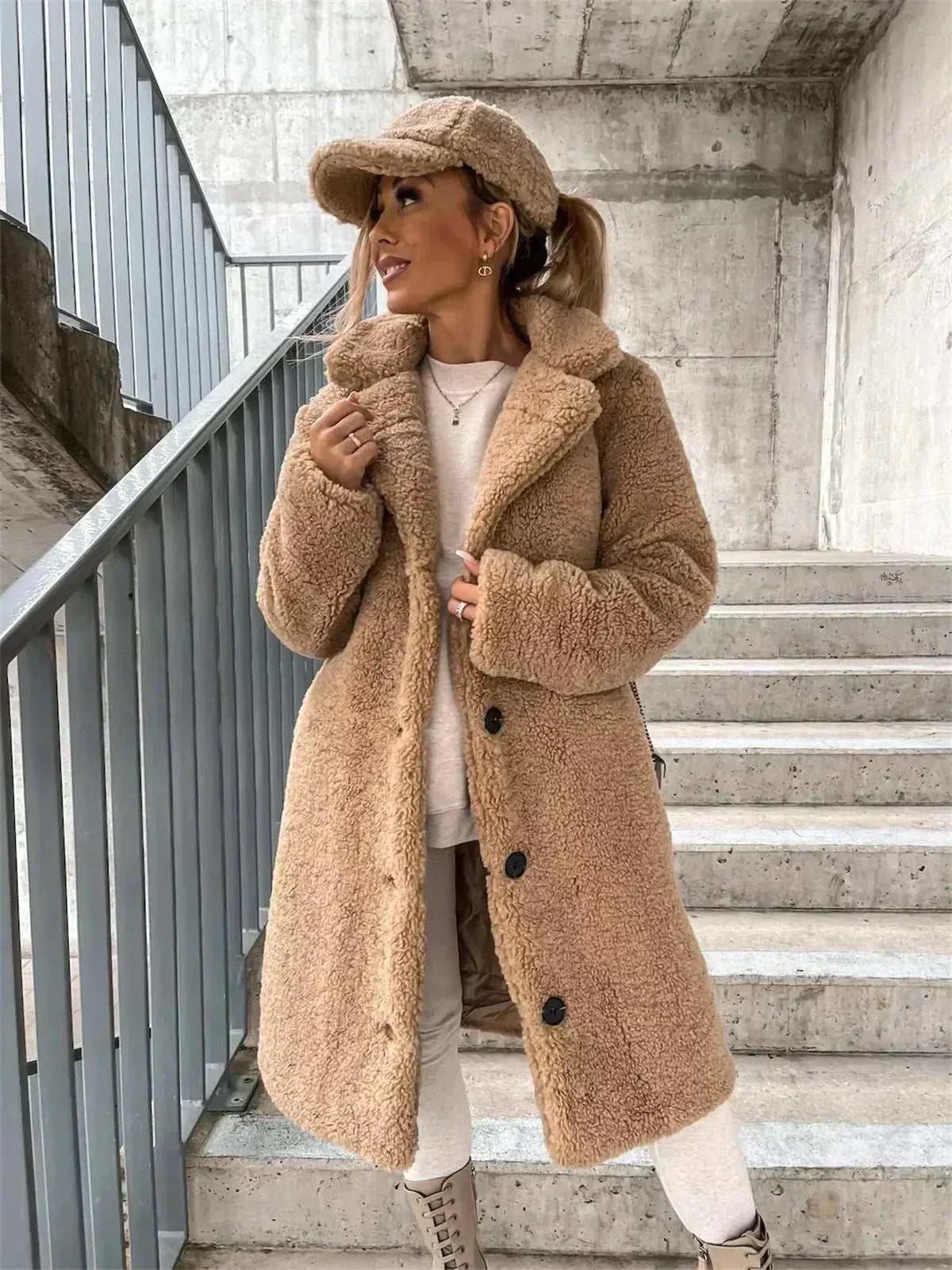 Clarette™ | Elegante Långkappa med Tidlös Stil