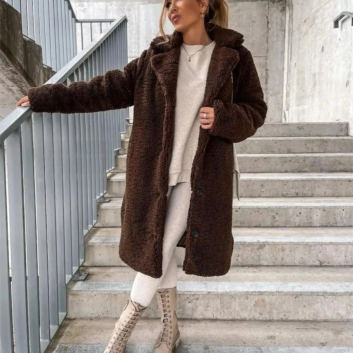 Clarette™ | Elegante Långkappa med Tidlös Stil