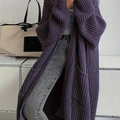 Jara™ – Lång Elegant Kappa med V-ringning