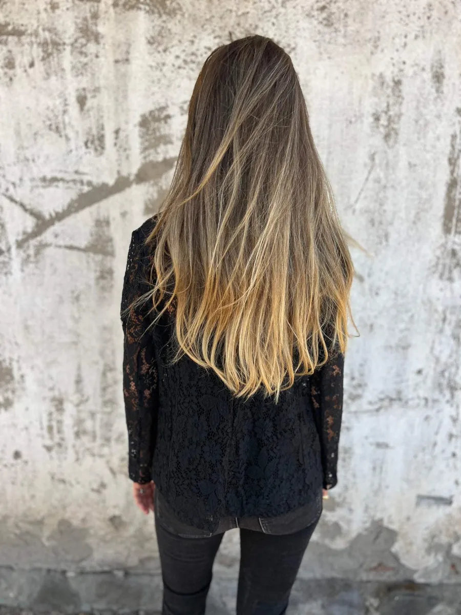 Linn™ Blazer – Stil och Elegans i Ett